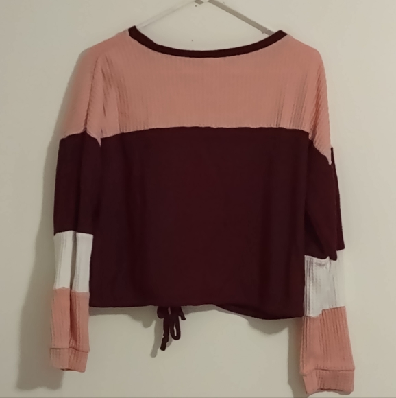 Tri Color Sweater - Picture 3 of 3